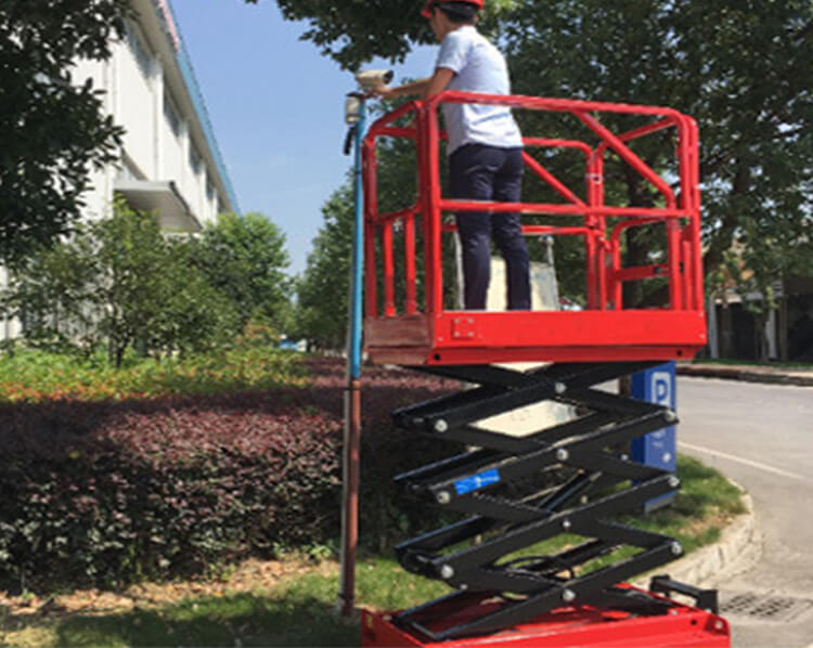 Mini Self-Propelled Lift GTJZM